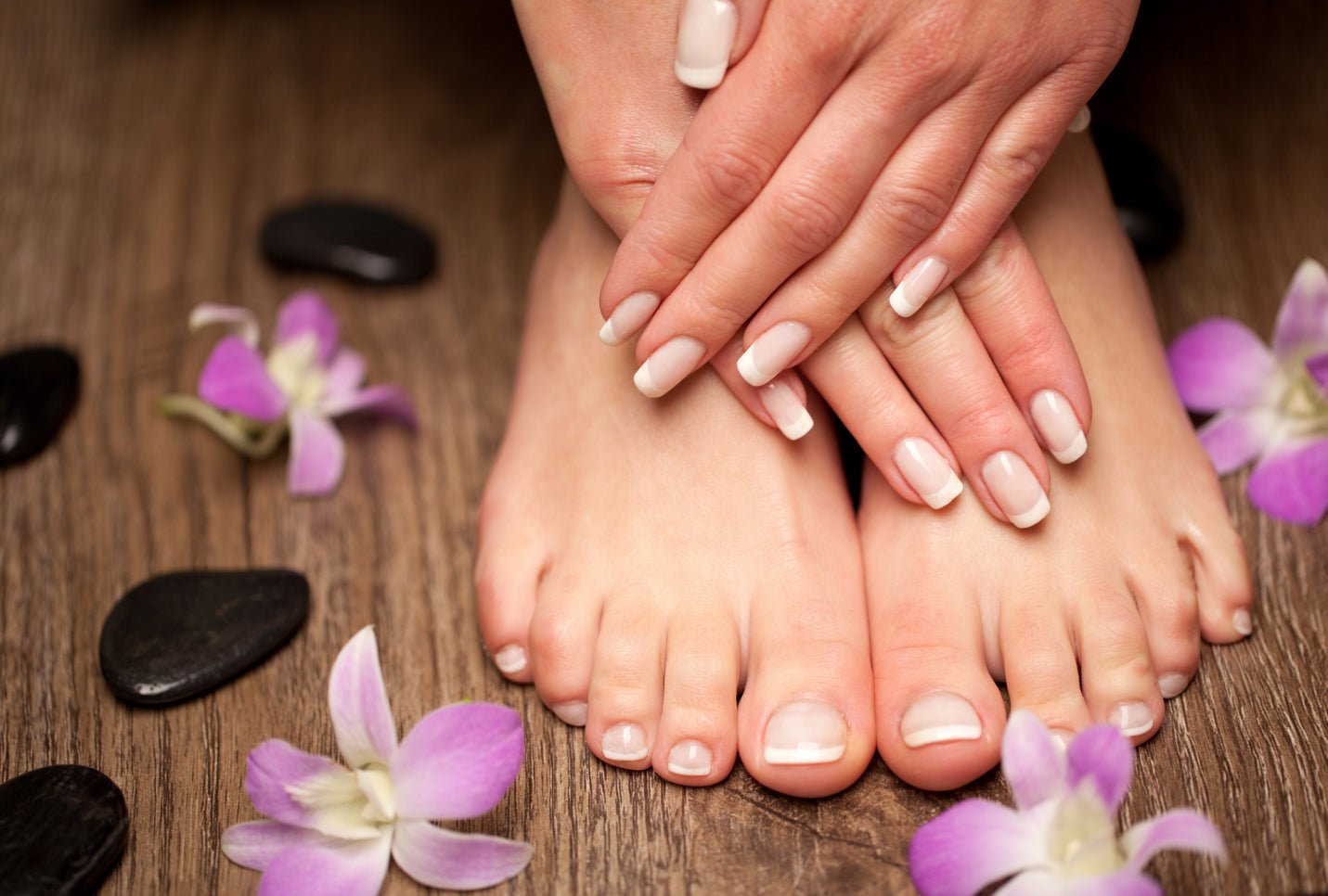 manicure-pedicure-Bt0ncCIG